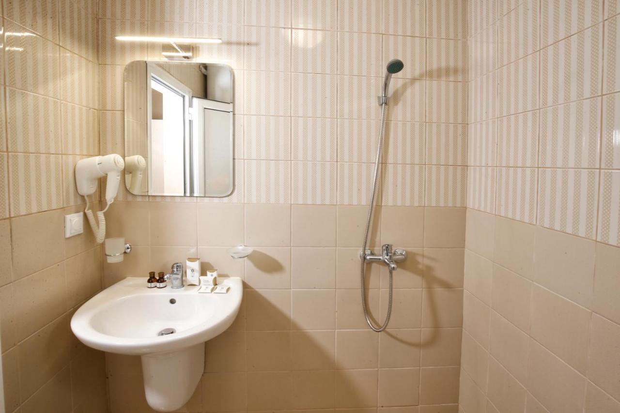 Stayinn Rainbow Houses Beachfront By Asteri Hotels Sunny Beach Eksteriør billede