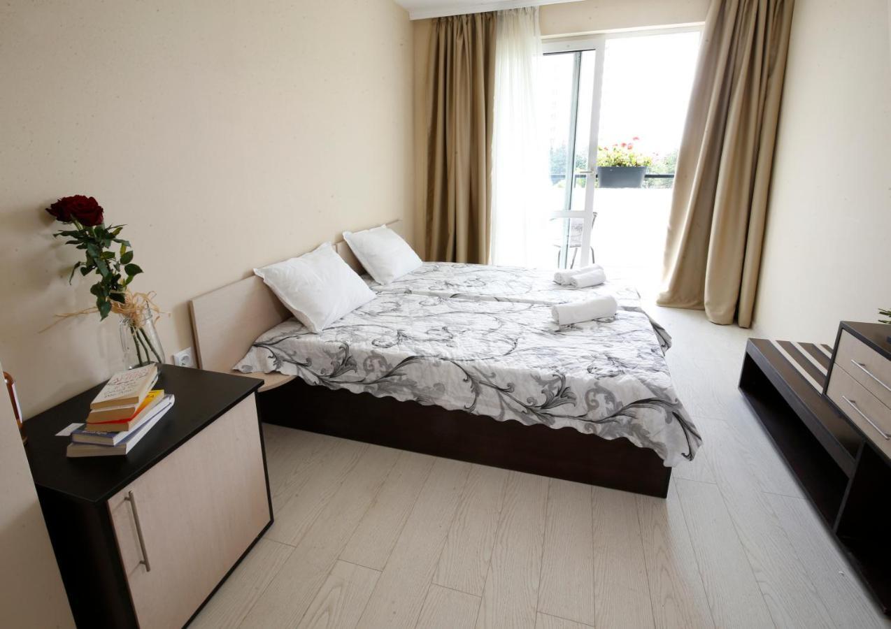 Stayinn Rainbow Houses Beachfront By Asteri Hotels Sunny Beach Eksteriør billede