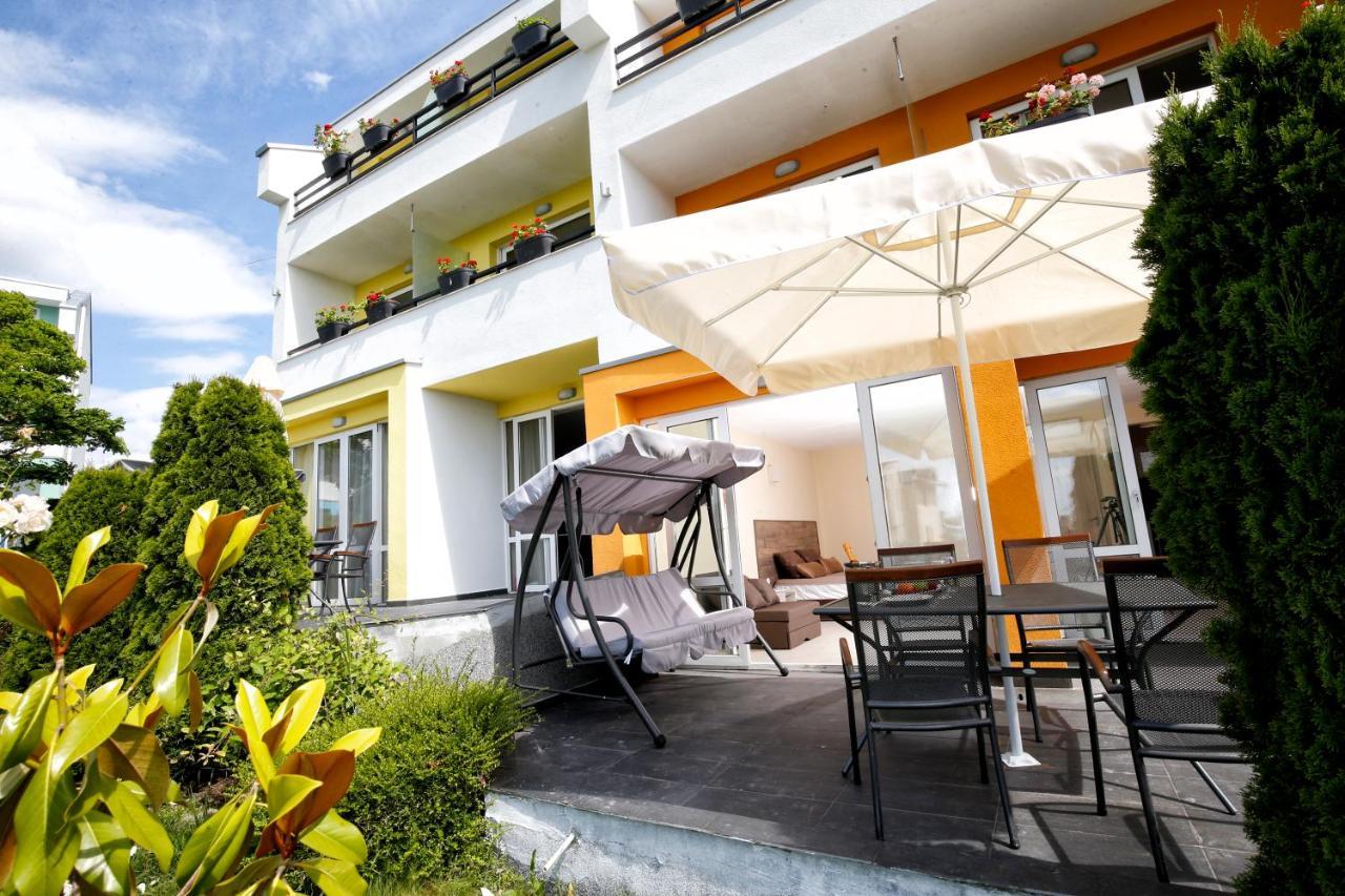 Stayinn Rainbow Houses Beachfront By Asteri Hotels Sunny Beach Eksteriør billede