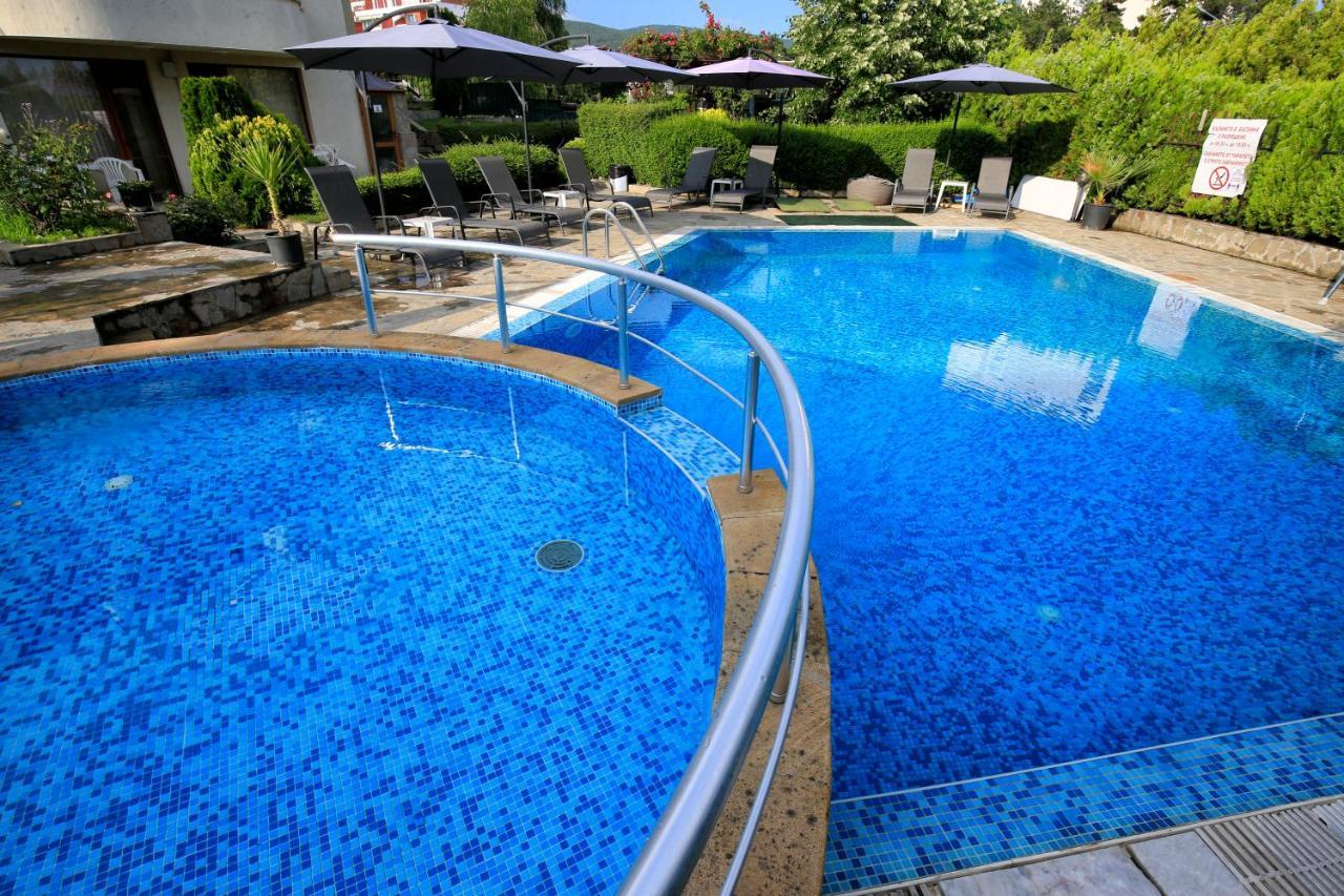 Stayinn Rainbow Houses Beachfront By Asteri Hotels Sunny Beach Eksteriør billede
