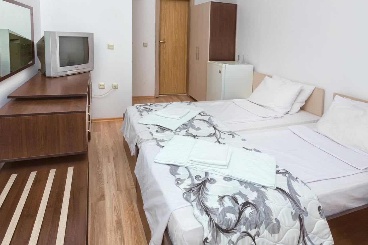 Stayinn Rainbow Houses Beachfront By Asteri Hotels Sunny Beach Eksteriør billede