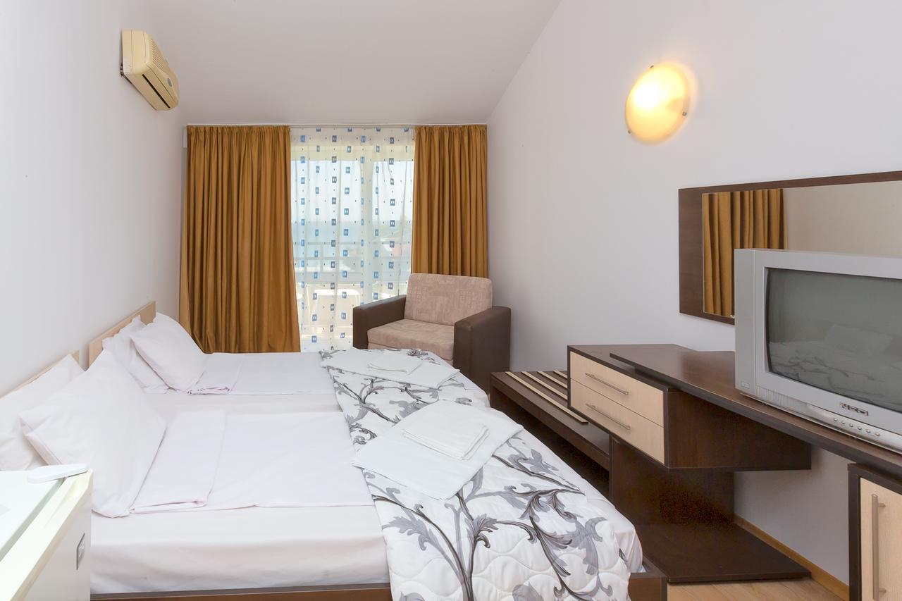 Stayinn Rainbow Houses Beachfront By Asteri Hotels Sunny Beach Eksteriør billede